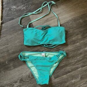 🧡3/15 Forever 21 Bikini Top and Matching Bottoms Mint Green Women's L